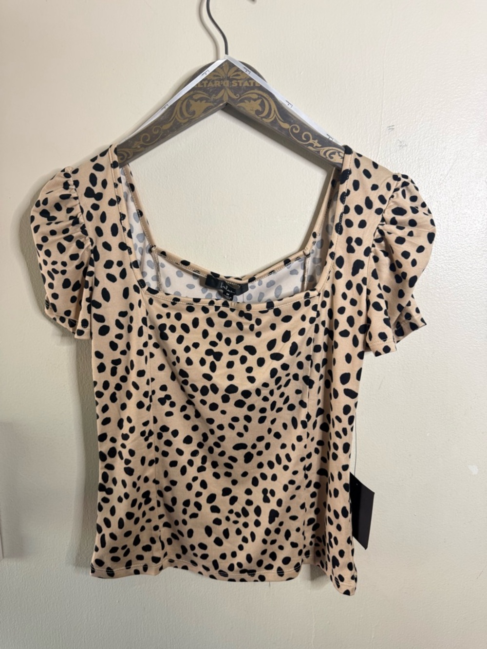 Lulu's Cream Leopard Print Square Neck Puff Sleeve Bodysuit - Picture 7 of 8